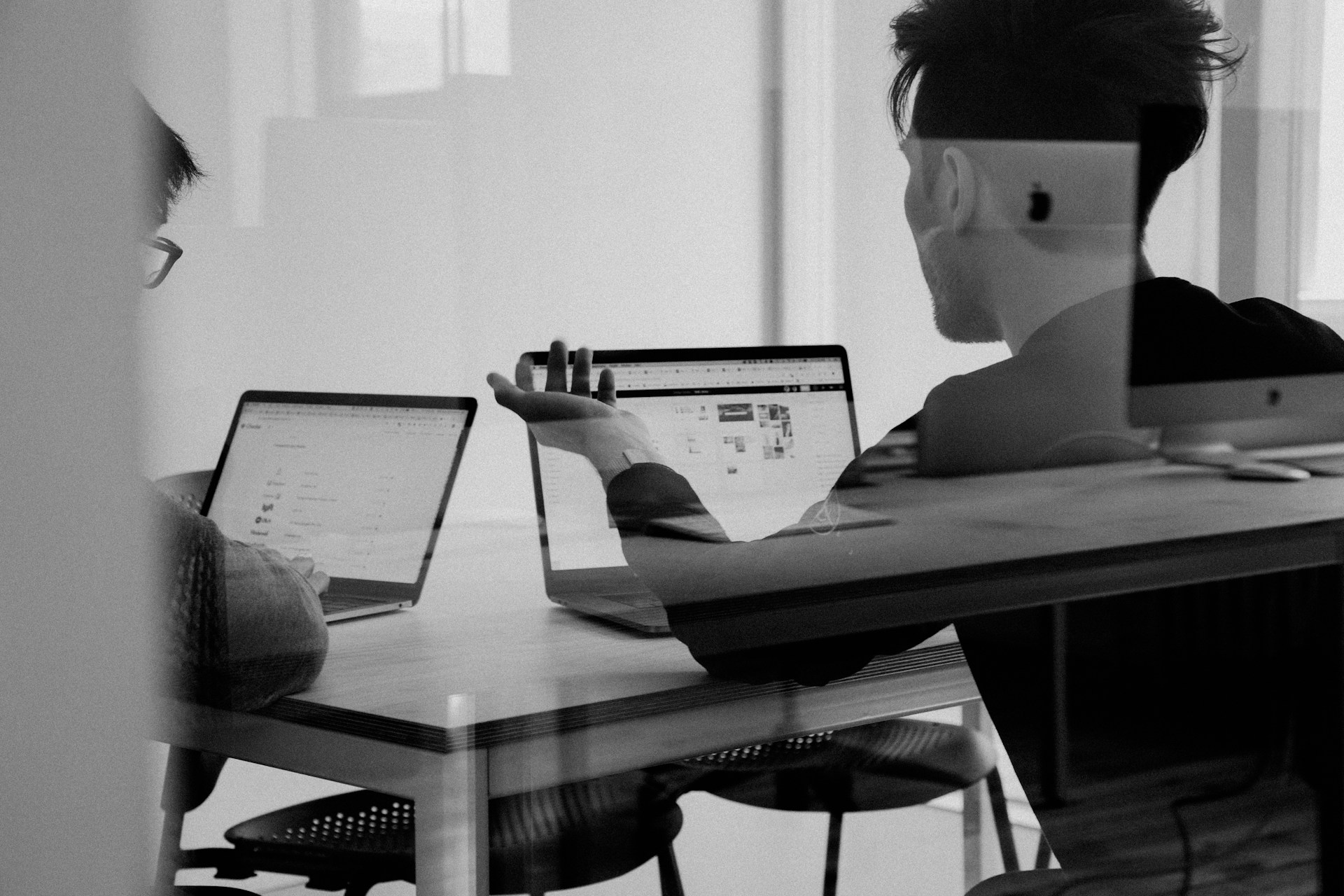Enhance UX on B2B SaaS Landing Pages