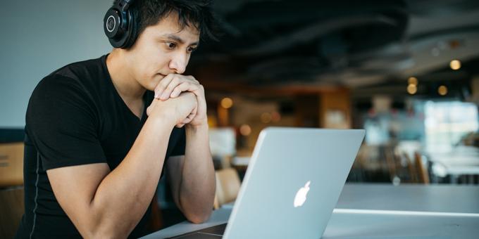 Boost Webinar Attendance for B2B SaaS Success