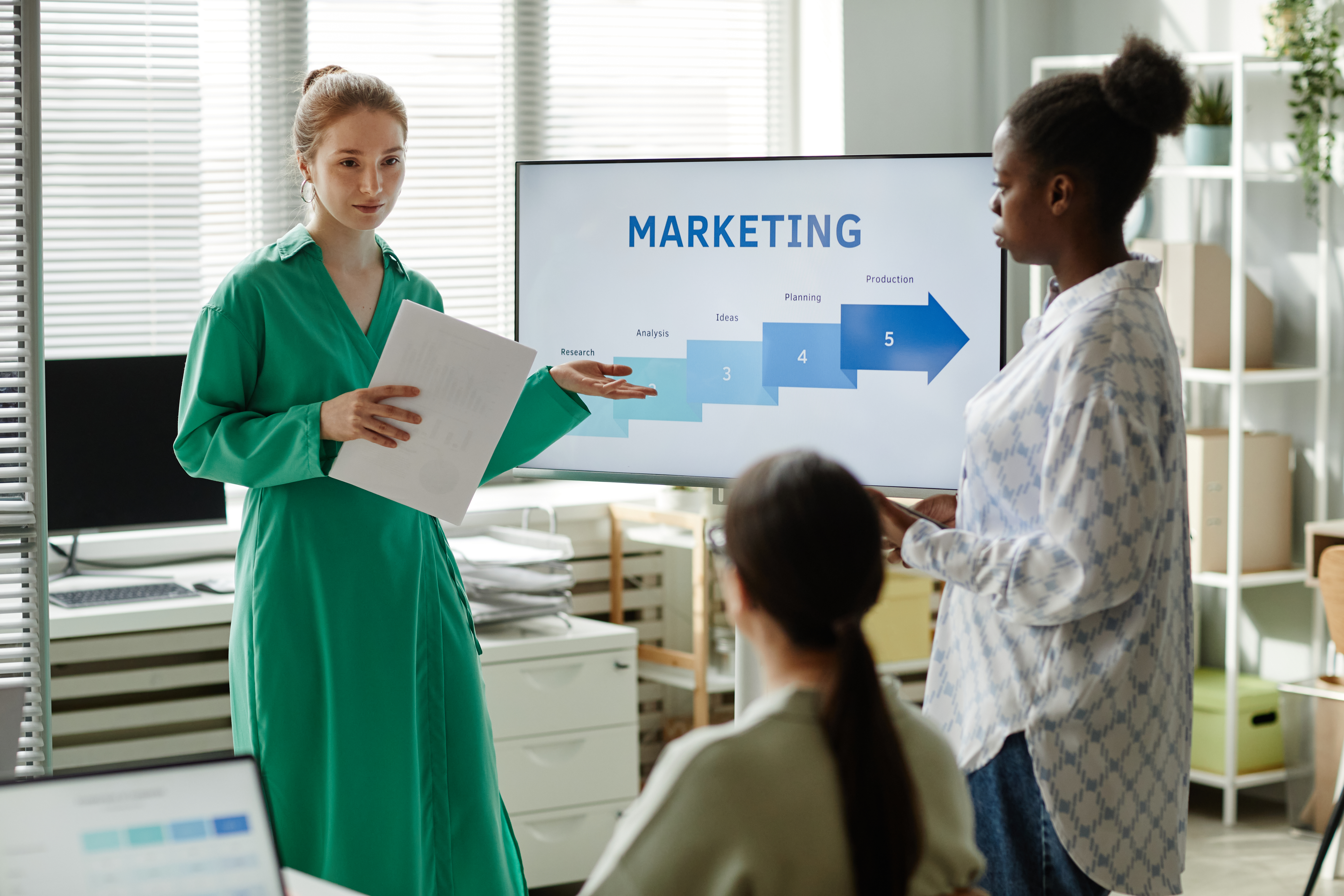 How to Tailor Account Based Marketing for B2B SaaS Success 
