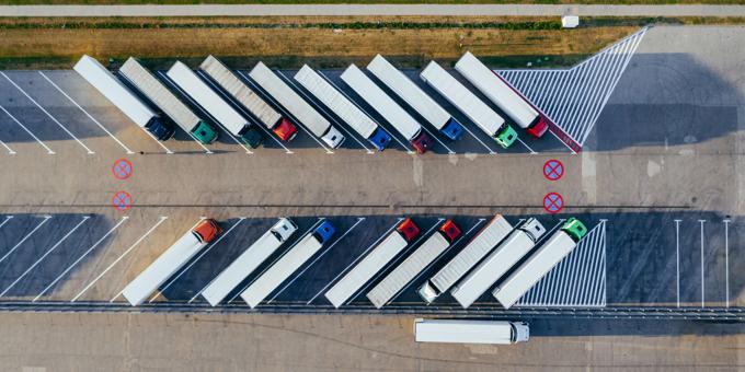 Leveraging the Internet of Things in the transport sector. 